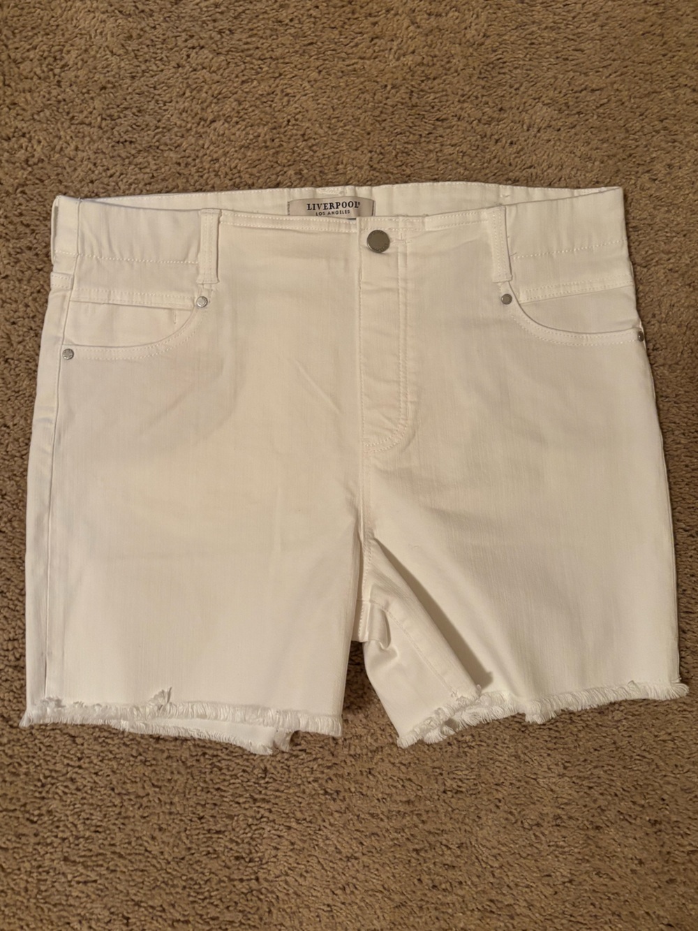 Liverpool White Gia Glider Shorts